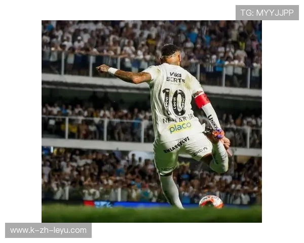 内马尔任意球击中立柱稍稍偏差:再一次擦肩而过的精彩时刻 内马尔任意球击中立柱稍稍偏差:再一次擦肩而过的精彩时刻