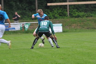 LEYU乐鱼体育官方网站-中超球队定位球战术对比研究，中超潜力中场